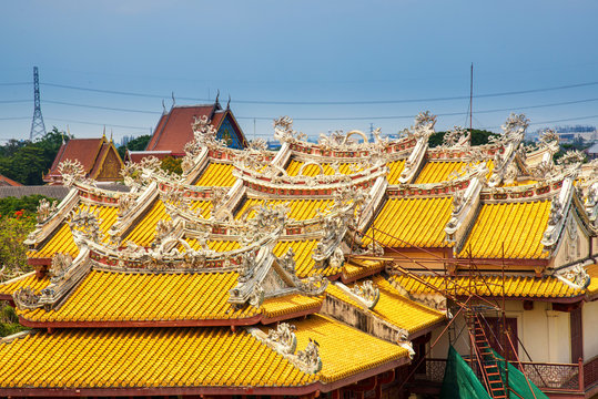 Chinese temple's roof and painting