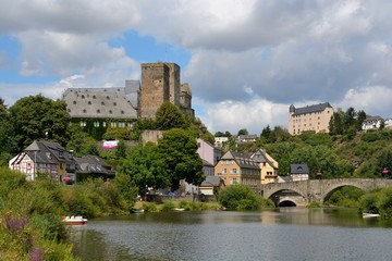 Fototapeta na wymiar Burg Runkel an der Lahn