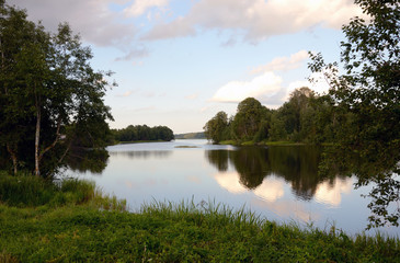 Fototapeta na wymiar Fluss Narva im Puhata Nationalpark / Estland