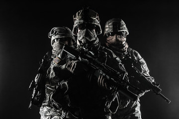 Naklejka premium paratroopers airborne infantry