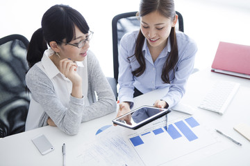 Working women have seen the tablet together