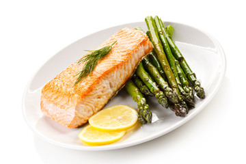 Grilled salmon and asparagus 