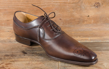Luxury classic brown shoe