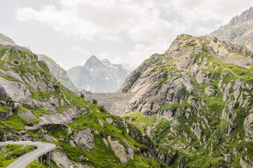 Grimsel, Grimselpass, Passstrasse, Speichersee, Staumauer, Räterichsbodensee, Stausee, Grimselgebirge, Alpen, Alpenpass, Bergstrasse, Schweizer Berge, Sommer, Wanderung, Schweiz