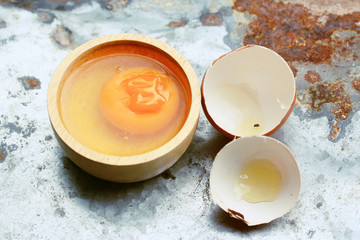 old eggs on zinc