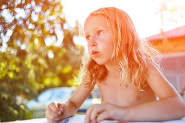 girl with sketch pen drawing