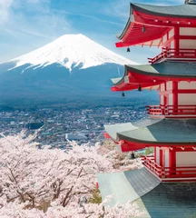 Poster Im Rahmen Chureito-Pagode, Hintergrund ist Fuji-Berg, Japan © dewspliff