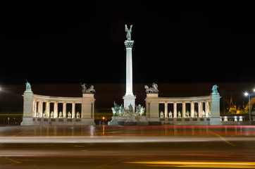 Fototapeta na wymiar Heroes square of Budapest, Hungary