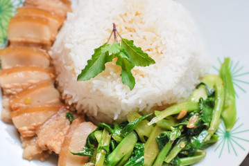fried kale mixed crispy pork