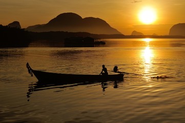 Fototapeta premium Sunset at dawn in Phang Nga ,Thailand