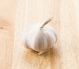 garlic on cutting board