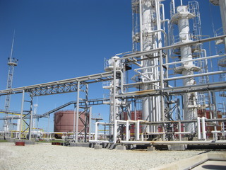Oil refinery