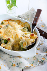 Cauliflower and broccoli gratin