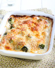 Cauliflower and broccoli gratin