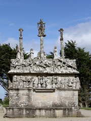 Fototapeta premium chapelle et calvaire de notre-dame de Tronoën,bretagne