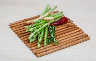 Raw asparagus
