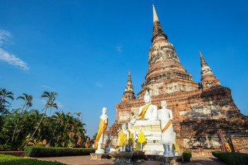 Fototapeta premium Wat yai chaimongkol