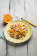 salad with tuna fennel and sliced orange