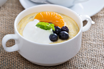 Sweet polenta with blueberries