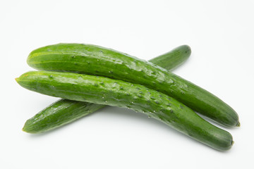 きゅうり　3本