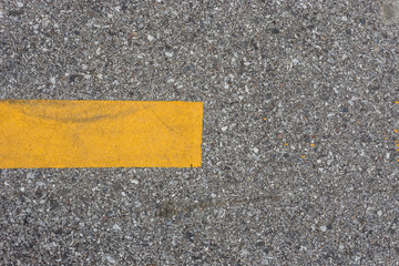 yellow line