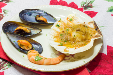 Mussels and scallops appetizer with shrimp