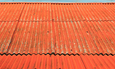 양철판 지붕