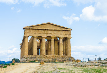 Fototapeta na wymiar Greek temple on Sicily island, Italy