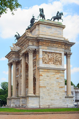 Fototapeta na wymiar Arco della Pace, Milan