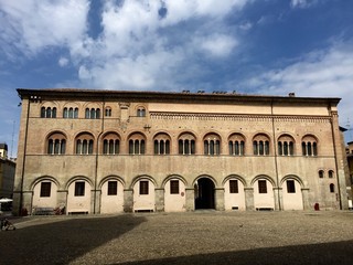 Fototapeta na wymiar Parma - Piazza del Duomo