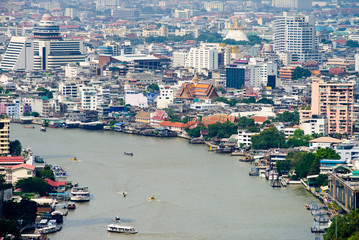 Fototapeta na wymiar Bangkok riverside