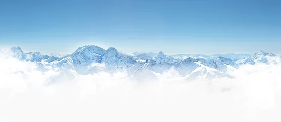 Foto op Canvas Panorama van de winterbergen in de regio van de Kaukasus, Elbrus-berg, Rusland © Mariakray