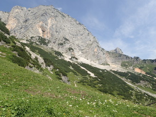 Klettersteigwand Hochthronsteig