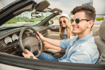 Friends in cabriolet