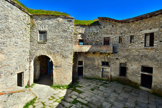 le fort de ronce vall&eacute;e de la maurienne, 