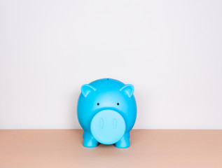Saving money, piggy bank.