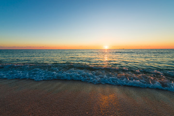 Fototapeta premium Beautiful sunset and the beach, Okinawa, Japan