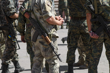 Ukrainian Soldiers with machine-guns