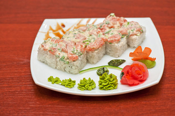 Roll with cream sauce, salmon fish