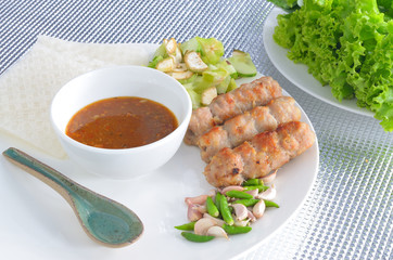 vietnamese meatball wraps