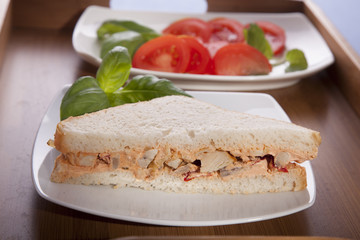 sandwich with chicken

