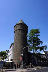 Obraz premium mittelalterlicher Wehrturm