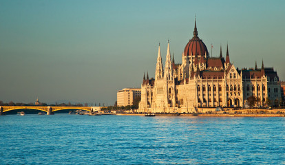 Fototapeta na wymiar The Hungarian Parliament 