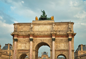 Fototapeta na wymiar Triumphal Arch (Arc de Triomphe du Carrousel) at Tuileries, Paris