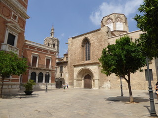 Fototapeta na wymiar Valencia - Autour de la Cathédrale Saints-Marie
