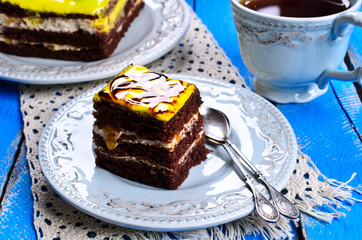 Cake square