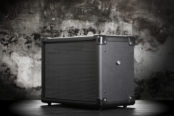 Guitar amplifier