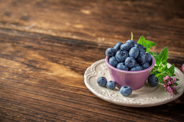 bowl of blueberries