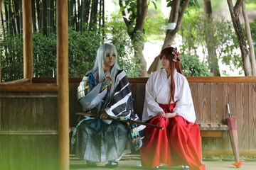 Miko with samurai