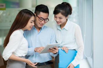 Obraz premium Sharing information